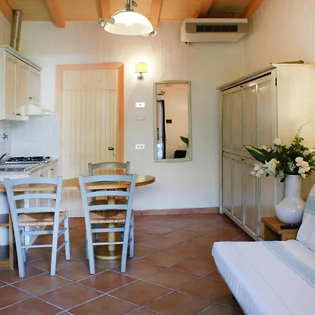 In With Bar * Golfo Aranci